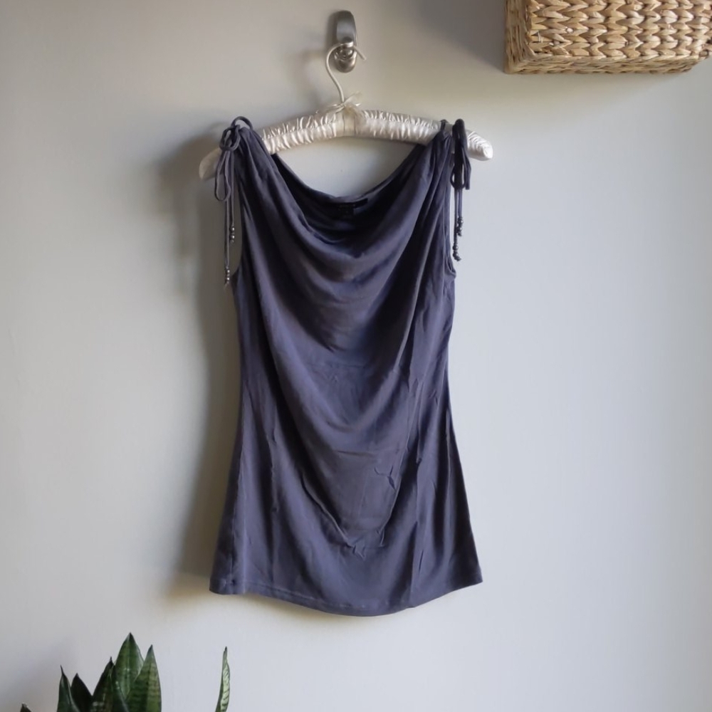 2/$10 🌞Express tie-shoulder tank
